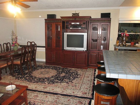 4th image of 280 Clearpark Cir