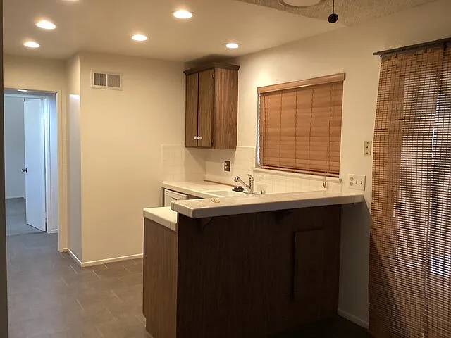 42935 15th St W #6 — Photo 5