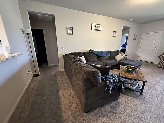 2nd image of 3056 Emerald Park Trl