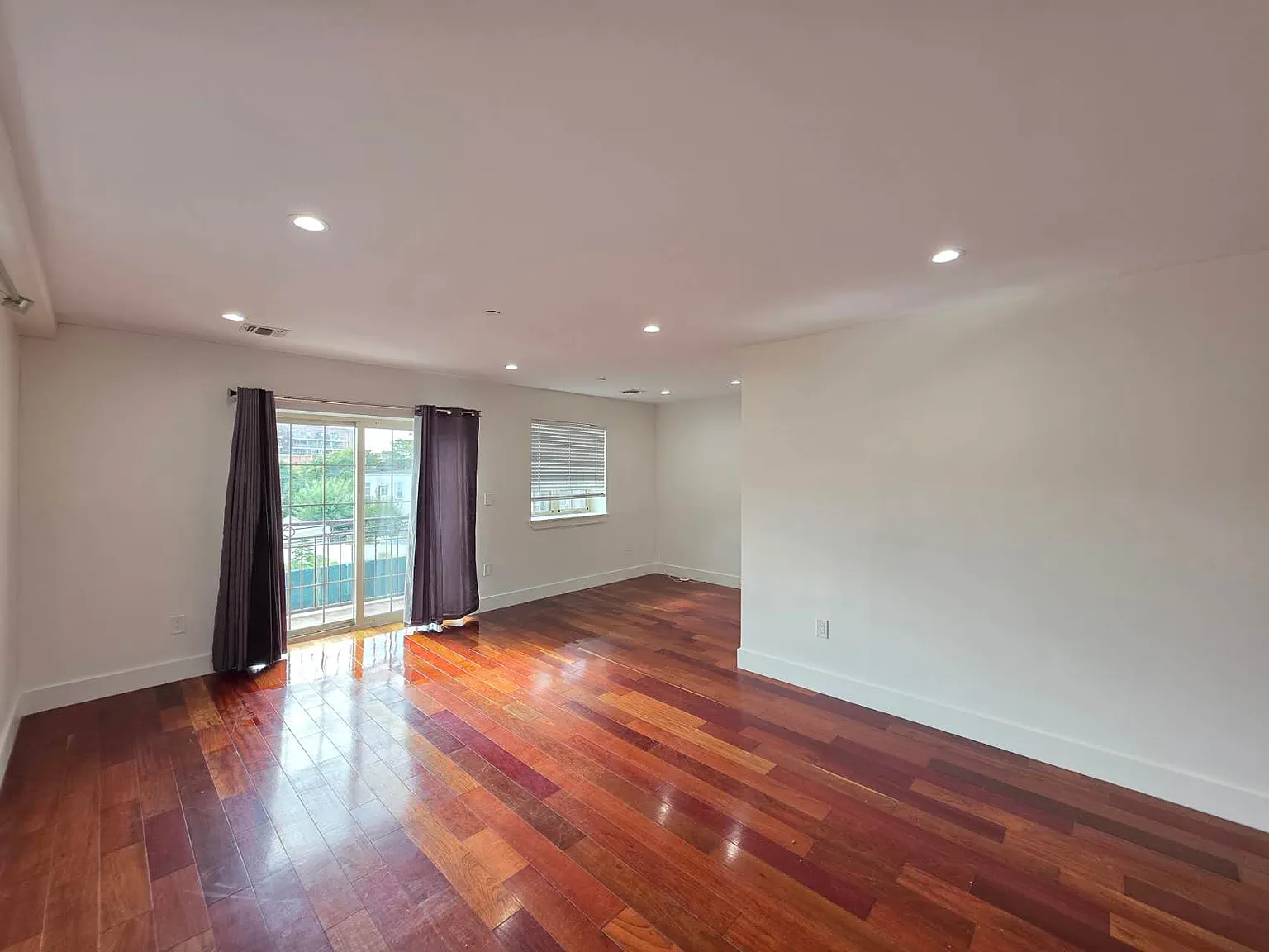 3 bed, $3,100 — Photo 3