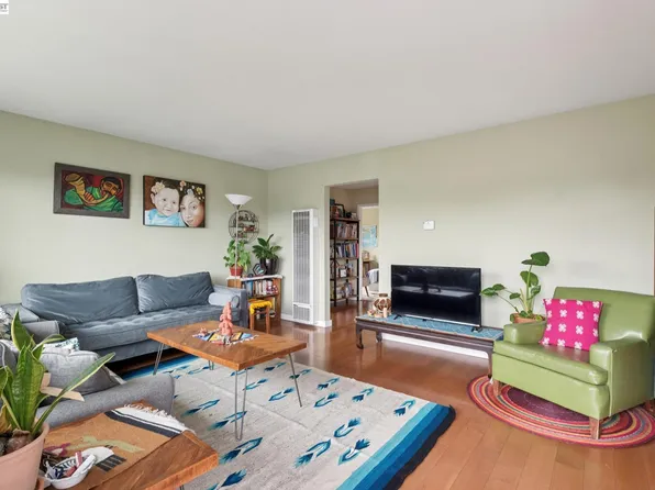 3054 Bona St APT D, Oakland, CA 94601
