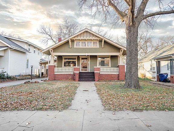 2nd image of 926 Highland Ave