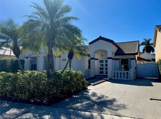 14352 SW 90th St, Miami, FL 33186