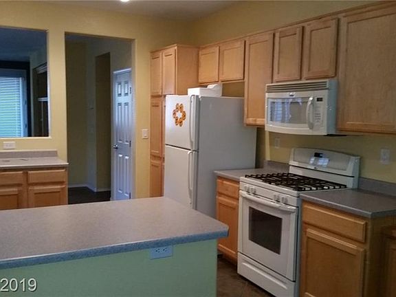 2nd image of 6325 Majestic Hills Ave