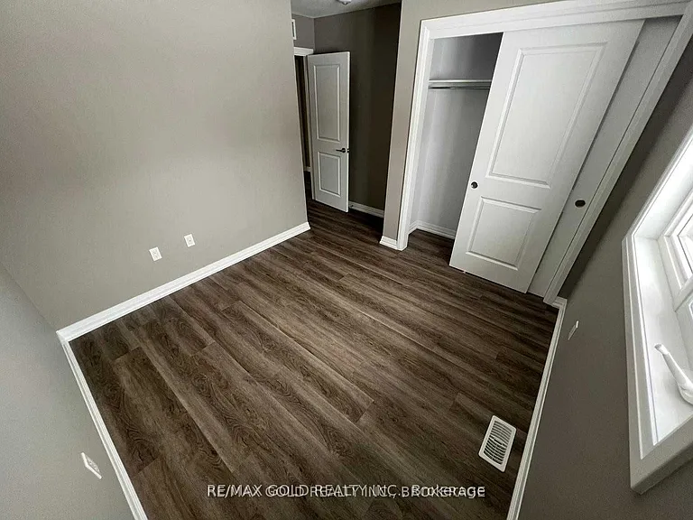 4552 Portage Rd #6 — Photo 11