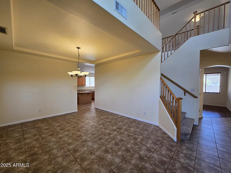 223 W Pelican Dr — Photo 3