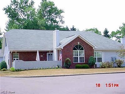 1st image of 31 Newton Square Dr Unit 1