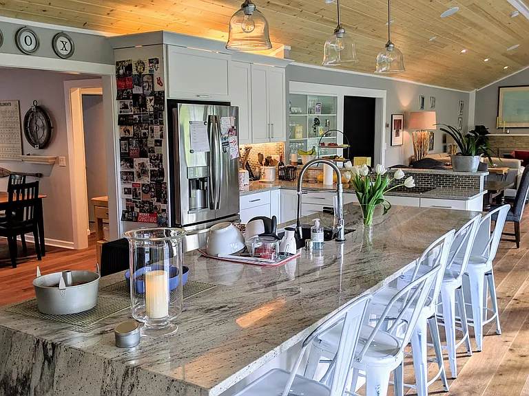 2022 S Abrams Ct — Photo 3