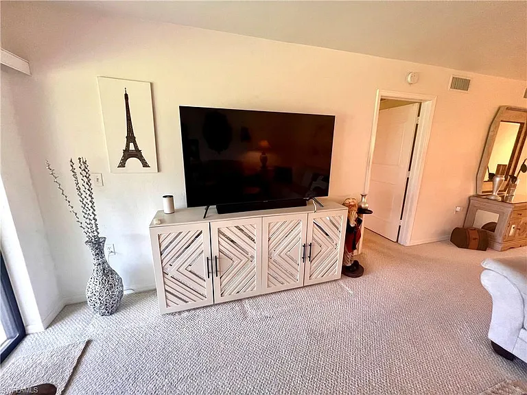 4240 Chantelle Dr #B103 — Photo 27