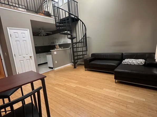 (undisclosed Address), Rhinebeck, NY 12572