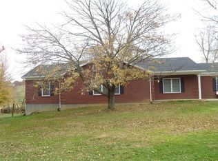 8255 Crisp Rd, Whitesville, KY 42378
