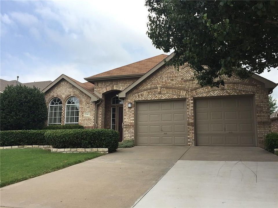 1st image of 2545 Persimmon Dr