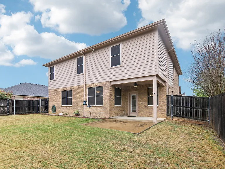 208 Wenrick Dr — Photo 20