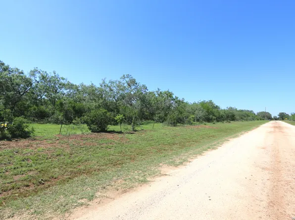 2257 County Road 475 LOT 3, Nixon, TX 78140