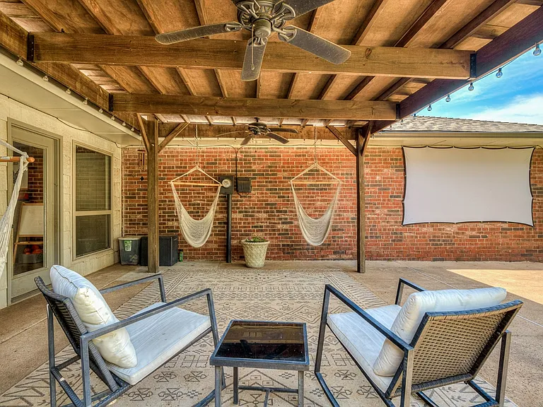 801 Rock Hollow Rd — Photo 44