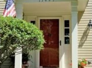 11441 Craig St, Overland Park, KS 66210