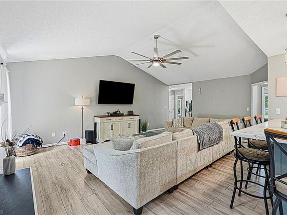 5th image of 4228 Yeaton Glen Cir