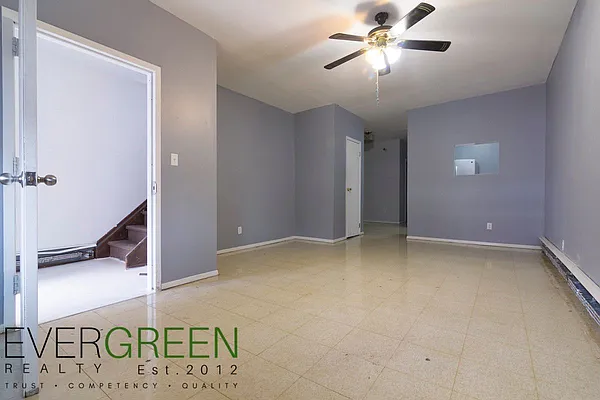 Rented by Evergreen Apartments BK | media 18