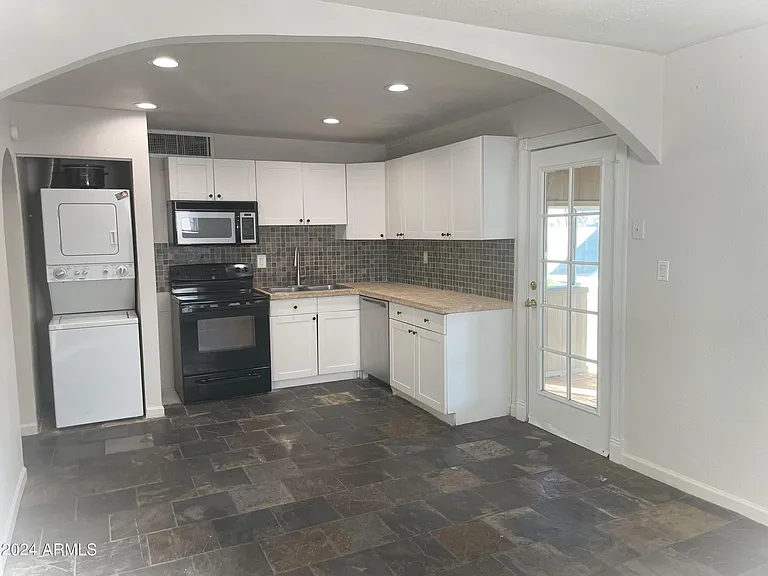 7819 E Beatrice St — Photo 2