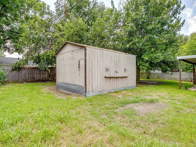 816 E Mustang St — Photo 42