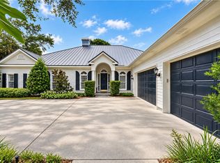670 N Tomahawk Trl, Indian River Shores, FL 32963