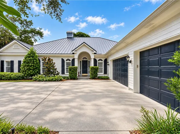 670 N Tomahawk Trl, Indian River Shores, FL 32963
