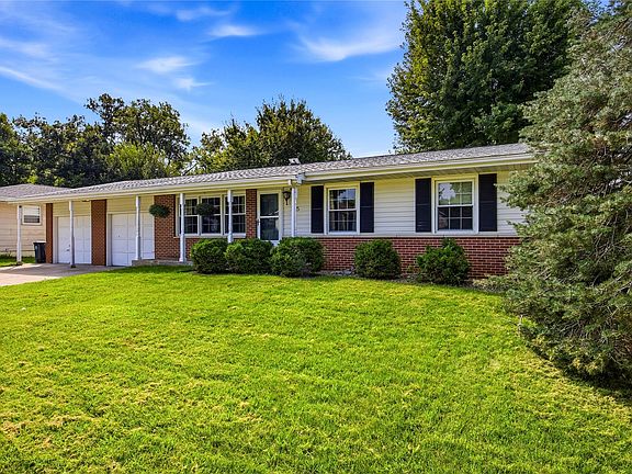 2nd image of 395 Brentwood Dr NE
