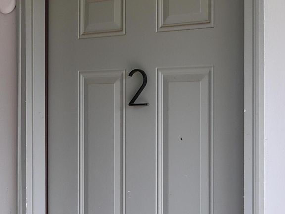 2nd image of 2314 Indian Dr APT C2