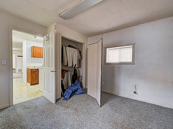 5th image of 4841 E Terrace Ave