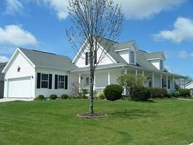 2nd image of 950 Lora Lee Dr