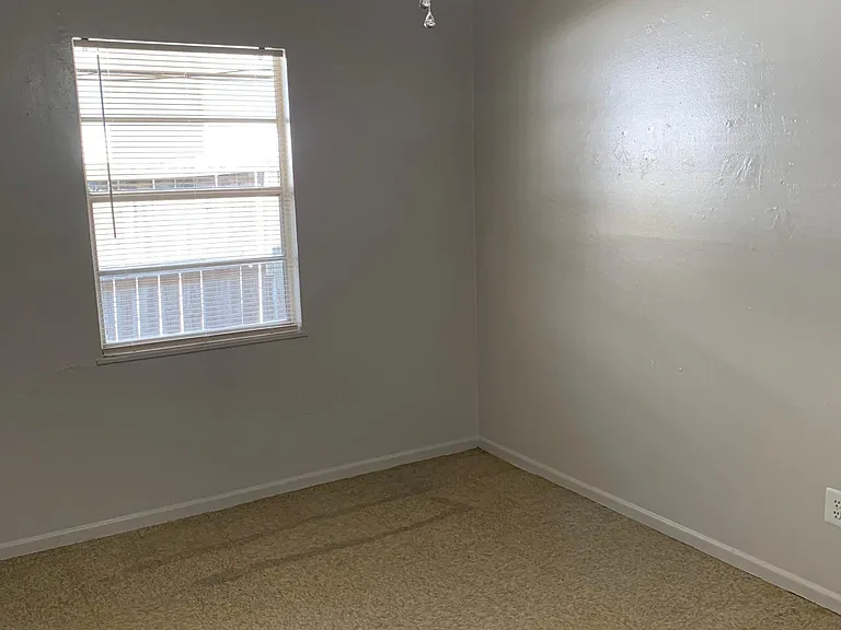 723 Britton Ave #2 — Photo 10