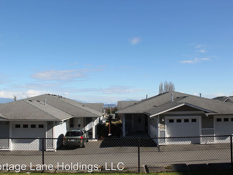 2nd image of 3609 Portage Ln #3609