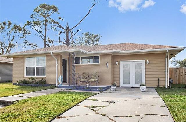 1st image of 4674 Cerise Ave