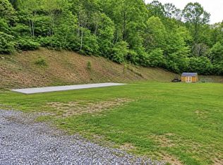 1954 Beech Crk, Phelps, KY 41553