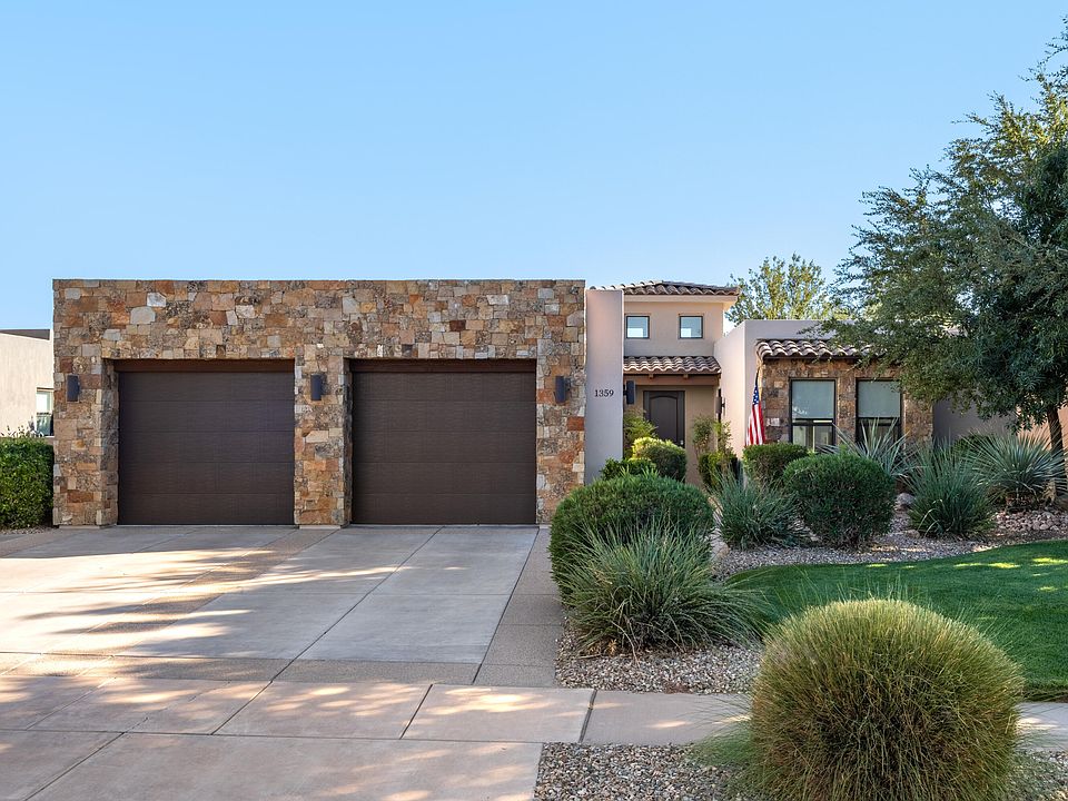 1st image of 1359 W Shinnecock Cir