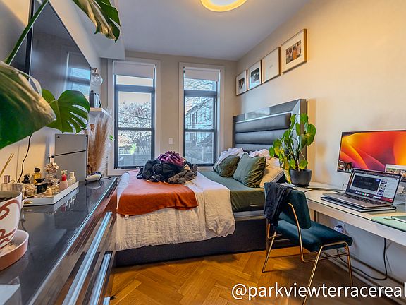 4th image of 535 Evergreen Ave #1
