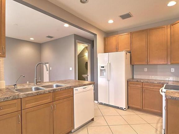 4th image of 161 Lake Monterey Cir #0161
