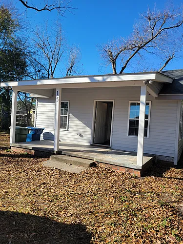15 Montgomery Ave Photo 1