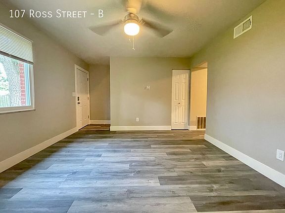 3rd image of 107 Ross St APT B