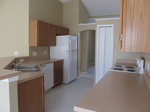 5th image of 6804 Sassanon Ct