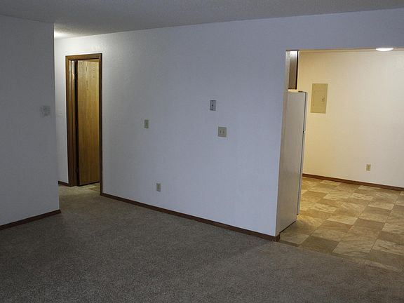 4th image of 200 14th Ave SE #203