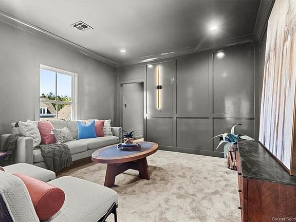 4th image of 6531 White Oleander Cir W