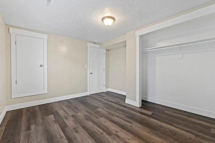 455 N 400 W #44 — Photo 5