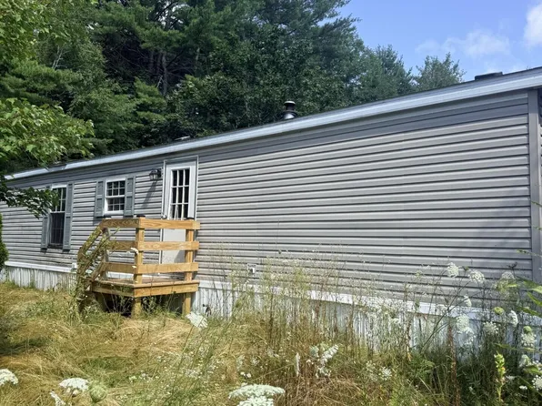 570 Unity Road, Benton, ME 04901