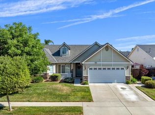 2534 Swanson Meadows Ave, Tulare, CA