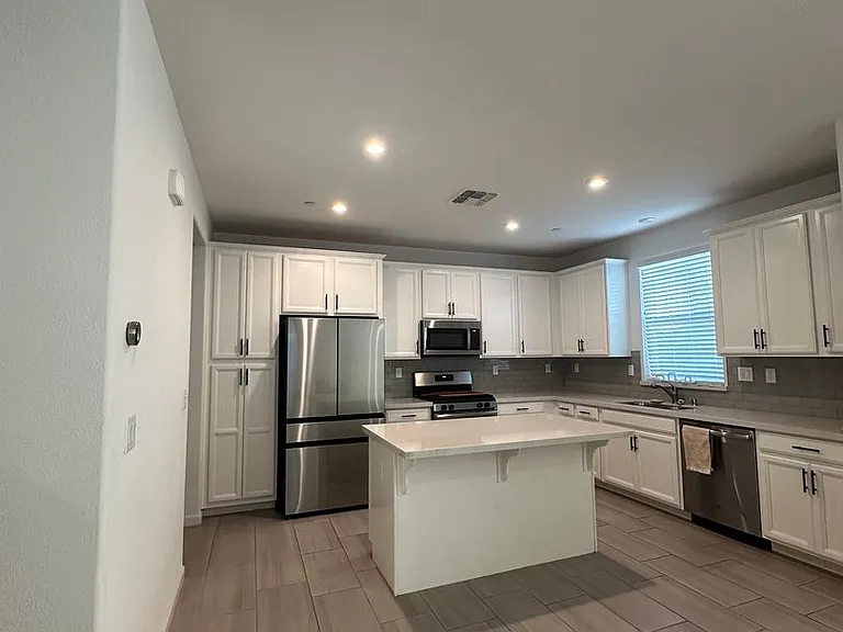 1316 Ironside Pl — Photo 11