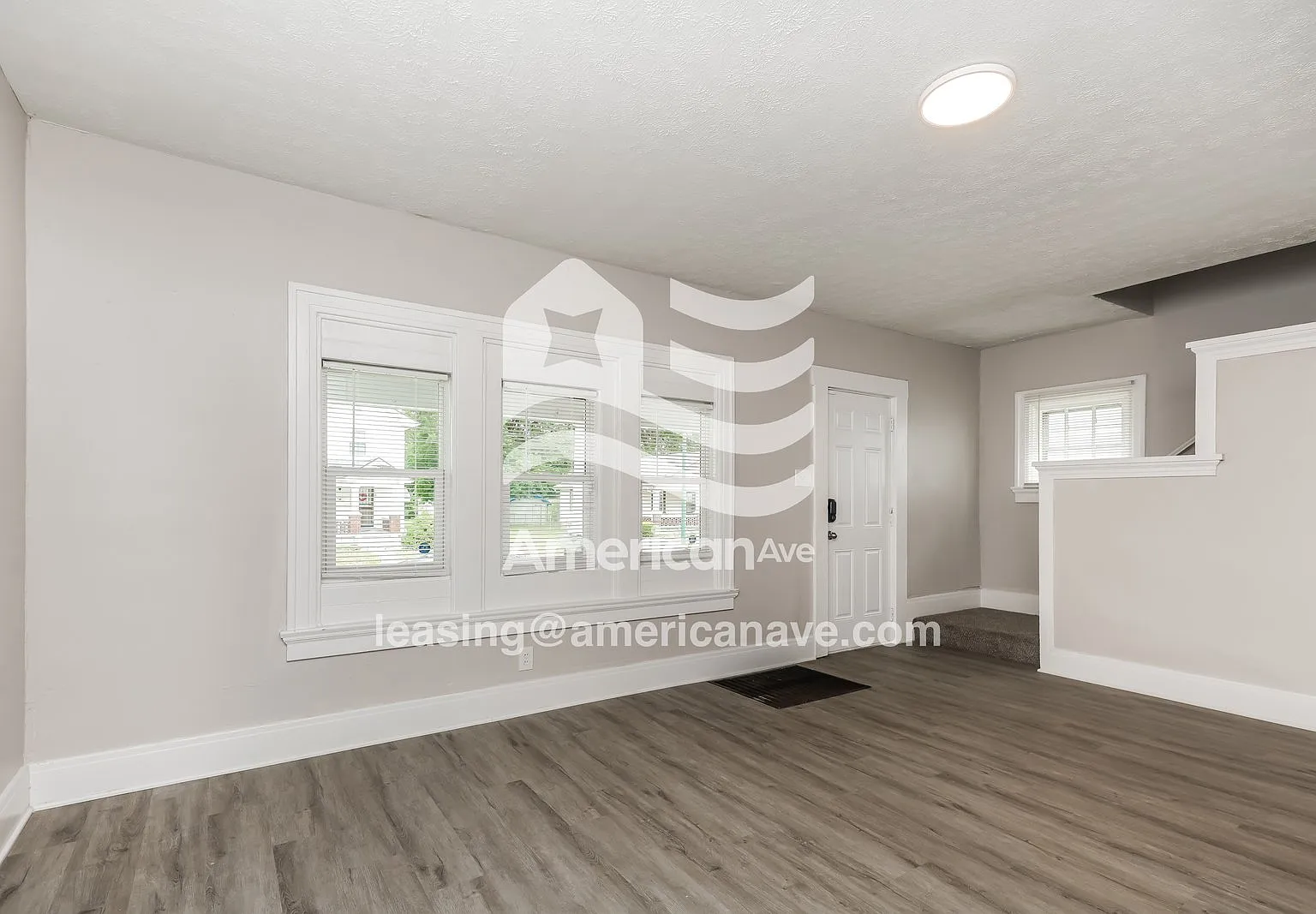 3 bed, 1.0 bath, 1304 sqft, $1,197 — Photo 3