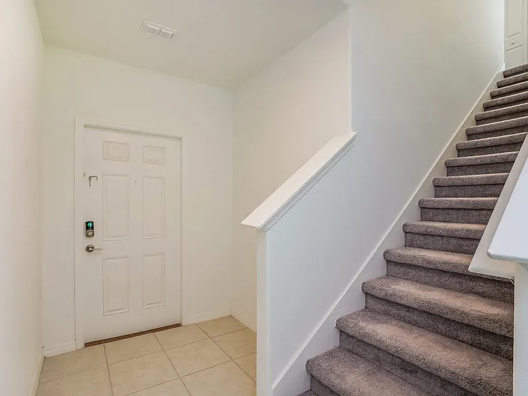 7308 Spring Snowflake Ave — Photo 4