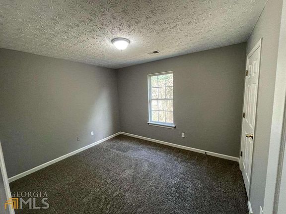 5th image of 2162 Anconia Cir