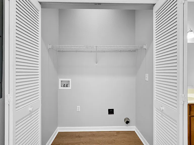 Beaver Creek Apartments — Photo 23